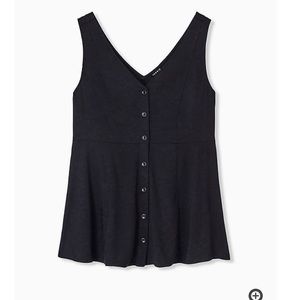 Black button tank